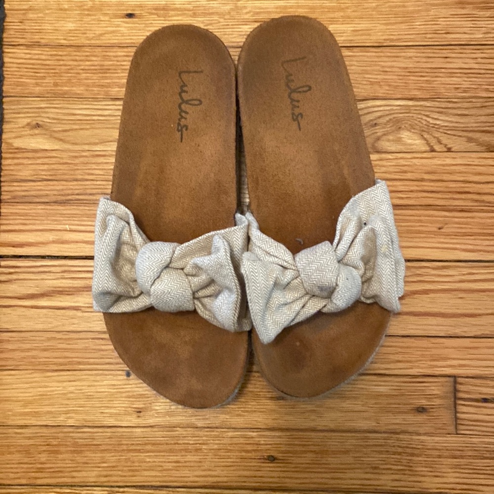 Lulus sandals size 8 (39)